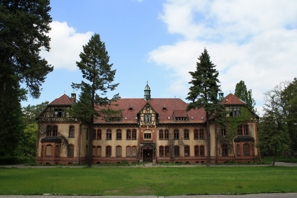 Abandoned sanatorium Beelitz-Heilstatten