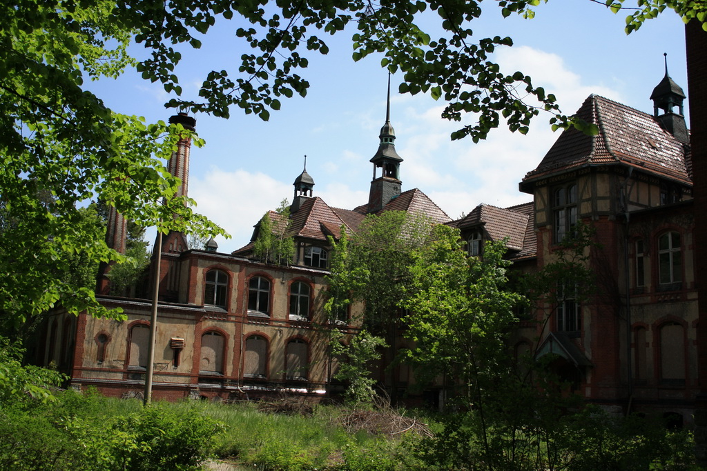 Abandoned sanatorium Beelitz-Heilstatten