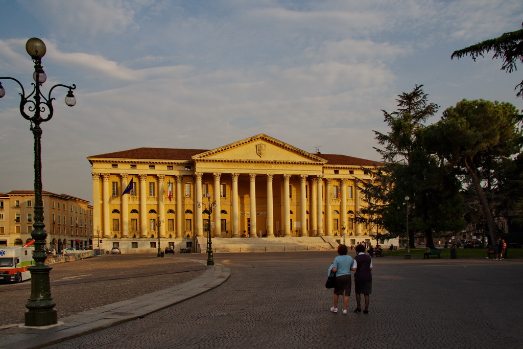 Верона