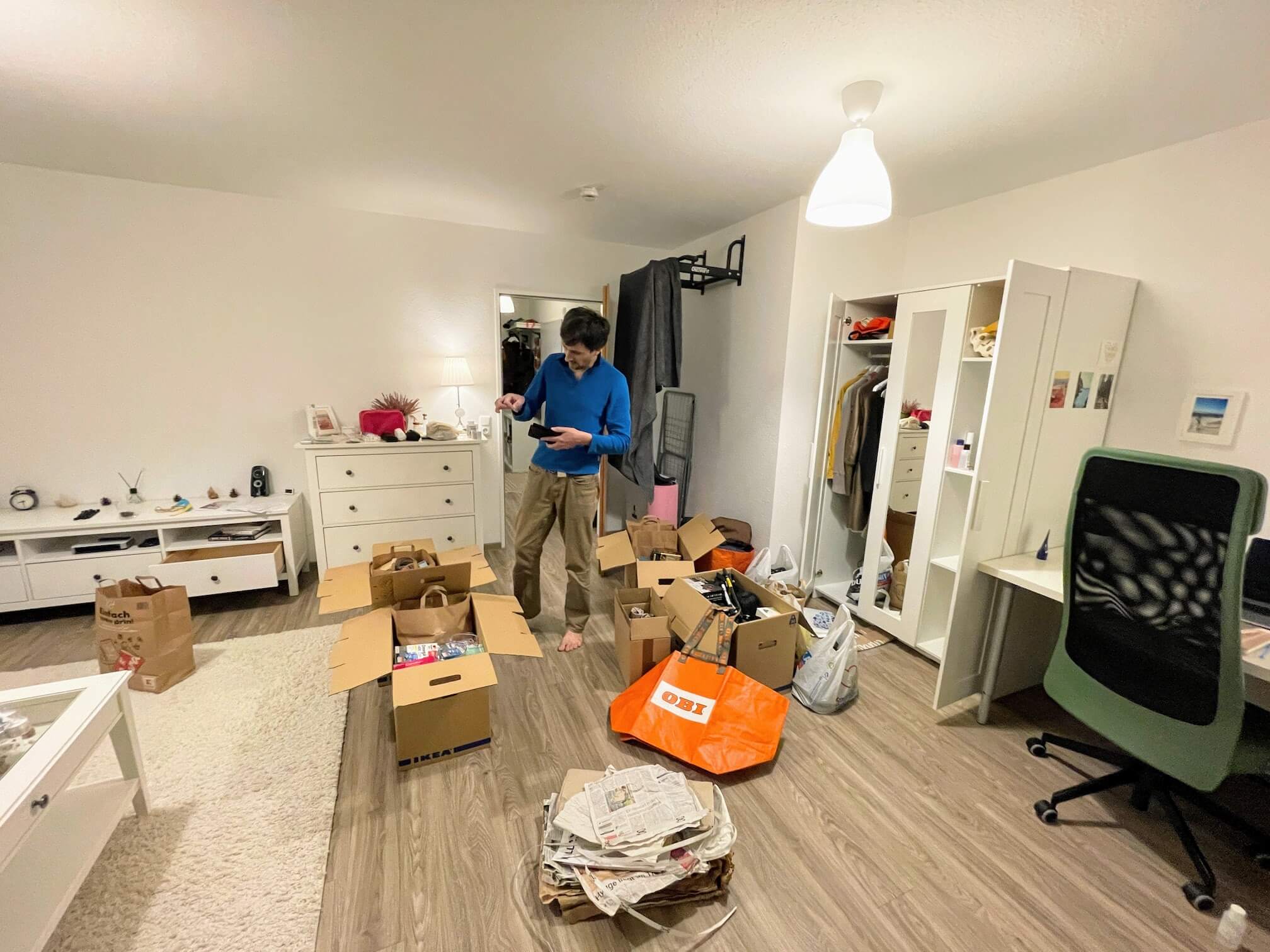 We’re getting ready to set off. Two boxes will travel with us. The rest we’ll take down to the basement.