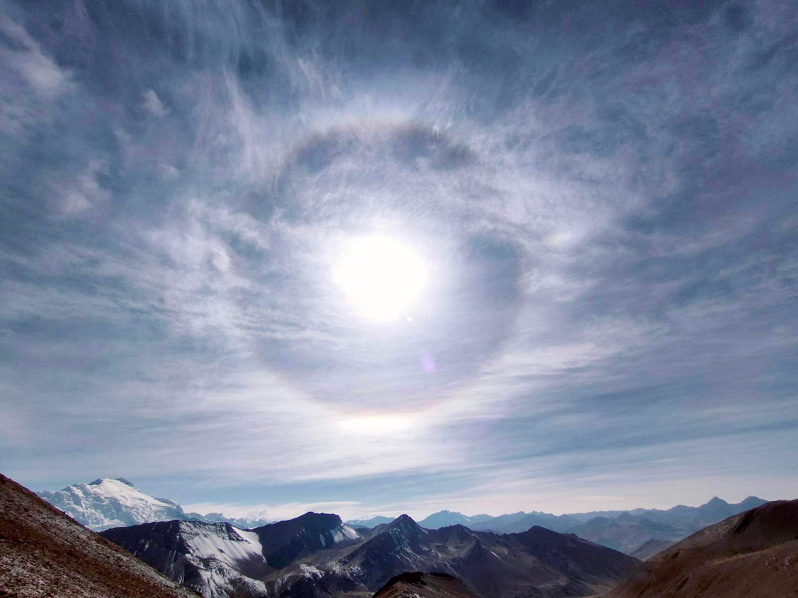 We saw a real circular halo! It’s not visible in the photo, but it was incredible — a circular rainbow around the sun.