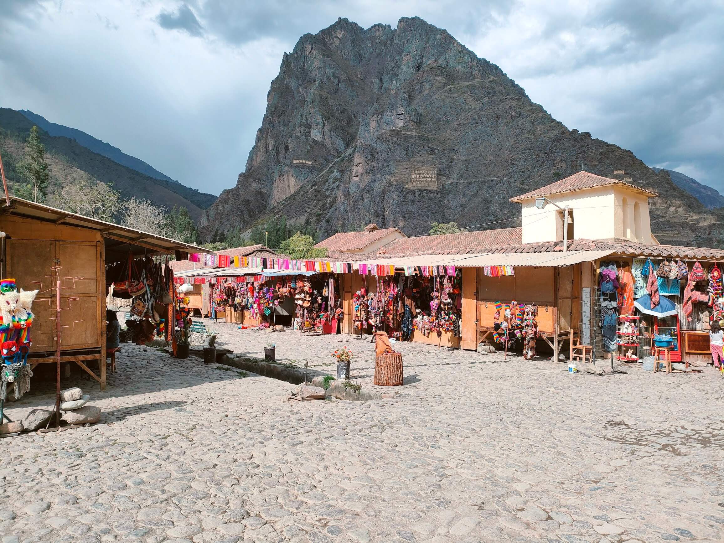 Souvenir Market in Ollantaytambo