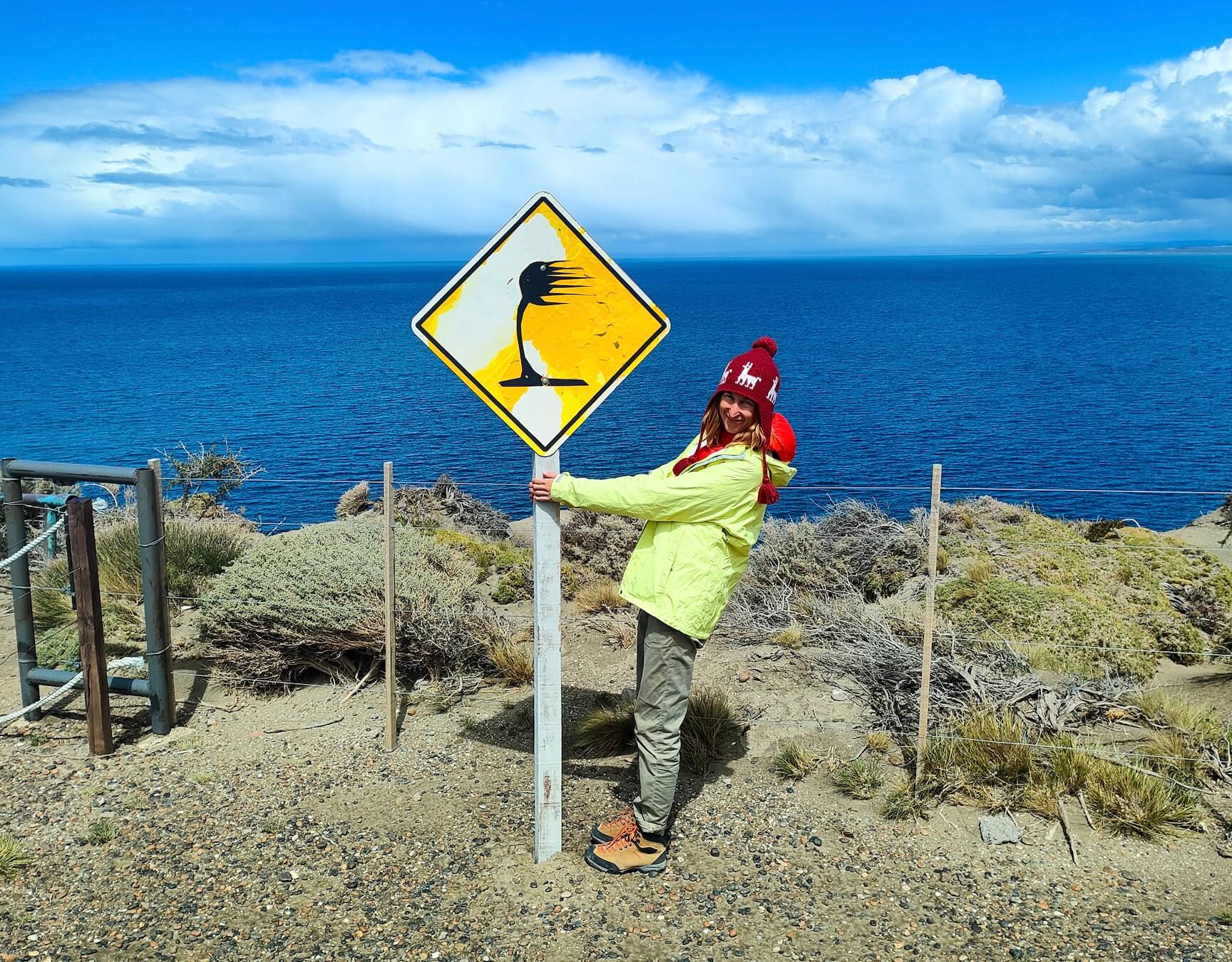 "Strong Wind" sign near the entrance to Punta del Marques Cape