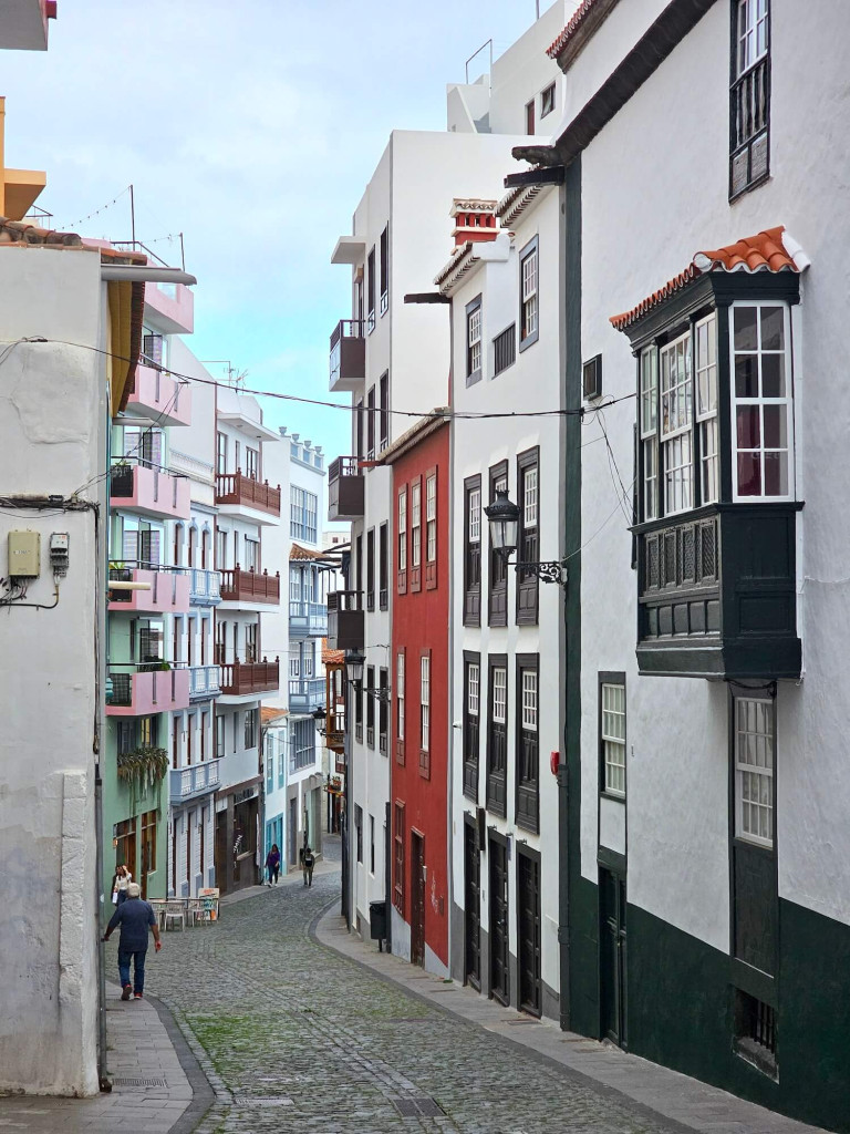 Different Santa Cruz