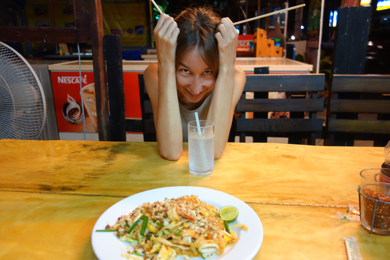 Eating pad thai